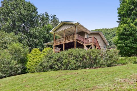 169 Highview Drive active home in The Knolls, Maggie Valley, NC