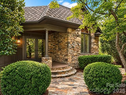 4821 Elmhurst Drive active home in Catawba Springs, Hickory, NC