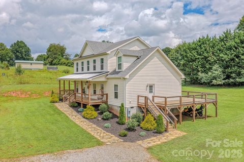 Homes in Walnut Ridge, Clyde