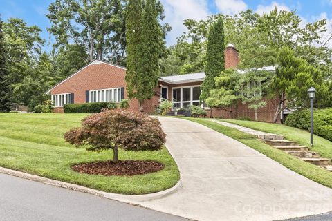 Previously sold for $640,000
