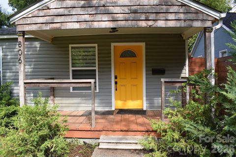 806 Cantwell Street active home in Thomasboro, Charlotte, NC