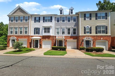 5413 Werburgh Street pending townhome in Magnolia Park, Charlotte, NC