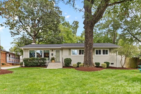 4801 Fairheath Road pending home in Laurelwood, Charlotte, NC