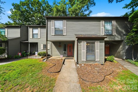 4340 N Center Street active home in Timberwood, Hickory, NC