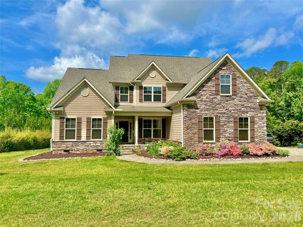 4809 Antioch Church Road active home in Antioch Farms, Matthews, NC