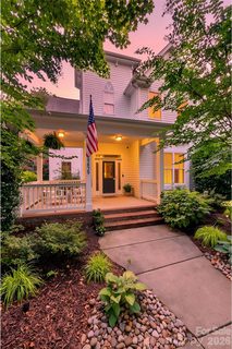 15829 Trenton Place Road active home in Birkdale Village, Huntersville, NC