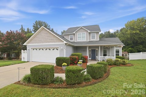 Homes in Wincrest, Monroe