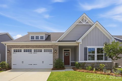 6428 Cambridge Drive active home in Davis Creek, Harrisburg, NC
