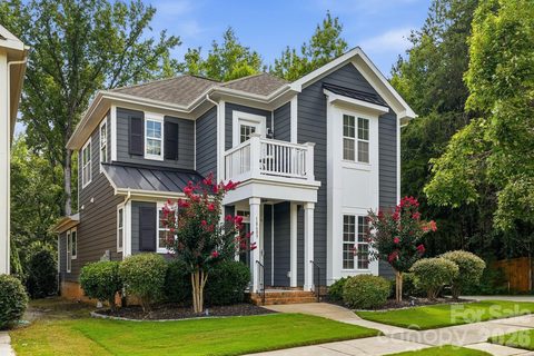 18609 Boulder Rock Loop active home in Park Place At Davidson, Davidson, NC