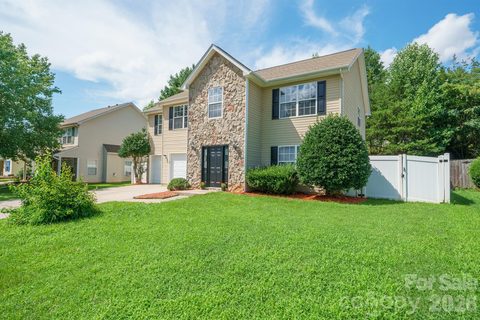 Homes in Fawnbrook, Gastonia
