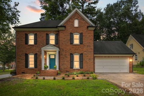 612 Grays Creek Lane active home in Long Creek, Charlotte, NC