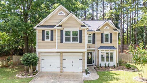 7602 Wynstone Ridge pending home in Henderson Park, Huntersville, NC
