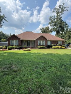 1005 Spring Rock Drive pending home in Balfour Springs, Salisbury, NC