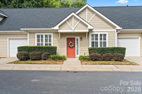 1106 Davant Lane active townhome in Sedgefield Parc, Charlotte, NC