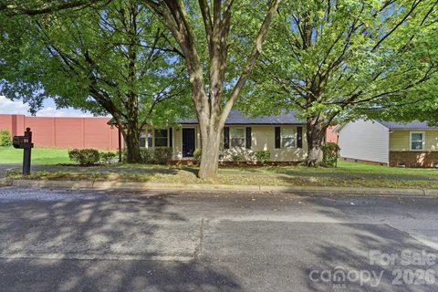 Homes in Greenville, Charlotte