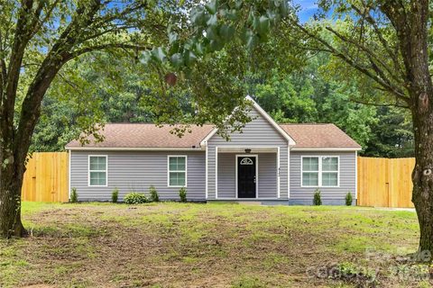 Homes in Kings Forest, Mooresville