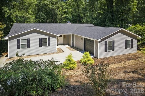3517 Crestwood Drive active home in The Knolls, Morganton, NC