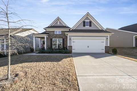125 White Apple Way pending home in Bell Farm, Statesville, NC