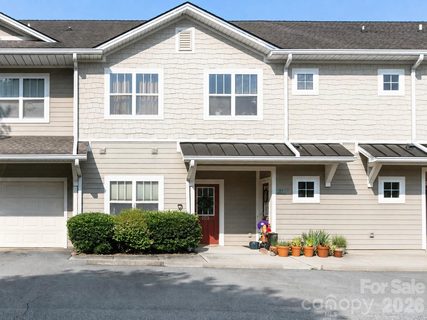 93 Foxden Drive active condo in Fox Glen, Fletcher, NC