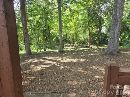 4910 Valley Stream Road active lot in Selwyn Park, Charlotte, NC