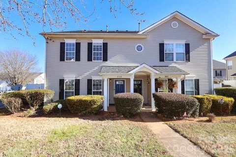 1109 Triece Lane active townhome in Citiside, Charlotte, NC