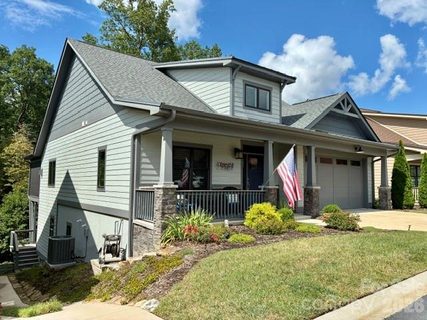 152 Sports Village Drive active townhome in Cummings Cove, Hendersonville, NC