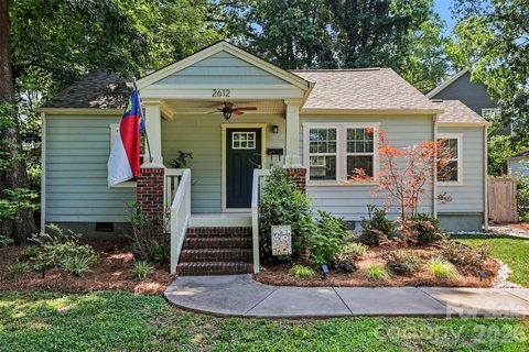 2612 Roslyn Avenue active home in Smallwood, Charlotte, NC