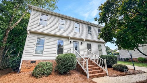 16539 Grapperhall Drive active home in Breckenridge, Huntersville, NC