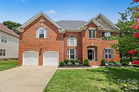 5933 Checkerberry Lane pending home in Stephens Grove, Huntersville, NC