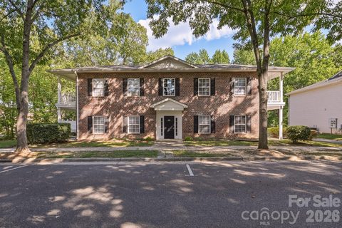 Homes in Mill Creek Condominiums, Cornelius
