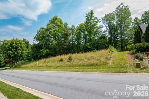 35 Cottage Settings Lane active home in The Settings Of Black Mountain, Black Mountain, NC