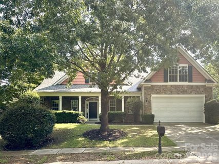 5914 Kirkwynd Commons Drive active home in Berewick, Charlotte, NC