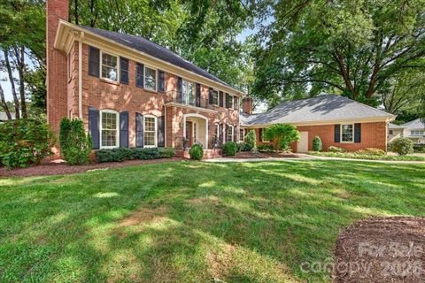 2349 Thetford Court pending home in Deering Oaks, Charlotte, NC