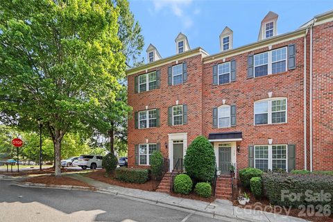 768 Naramore Street pending townhome in Davidson Bay, Davidson, NC