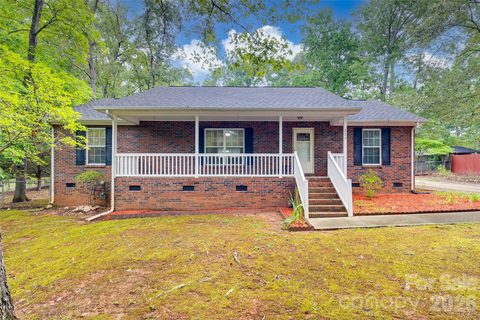 231 Roberts Avenue active home in Poplar Acres, York, SC