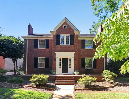 823 825 Henley Place active home in Myers Park, Charlotte, NC