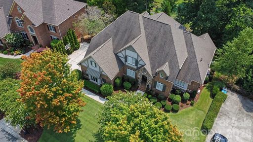 2304 Highland Forest Drive pending home in Weddington Chase, Waxhaw, NC