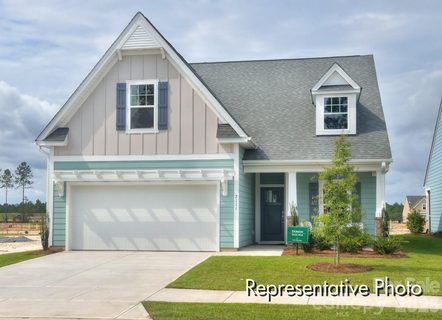 40258 Crooked Stick Drive active home in Edgewater, Lancaster, SC