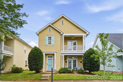 15732 Millbank Street pending home in Monteith Park, Huntersville, NC