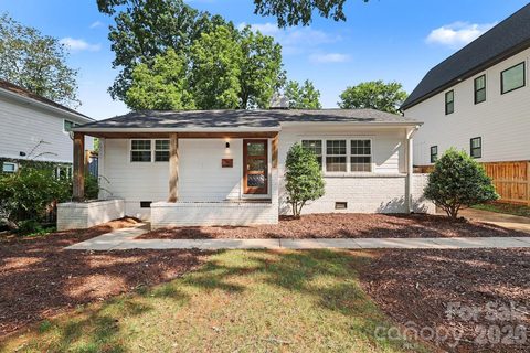 1333 Cortland Road pending home in Selwyn Park, Charlotte, NC