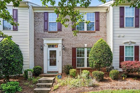 3908 Archer Notch Lane active home in Gilead Ridge, Huntersville, NC