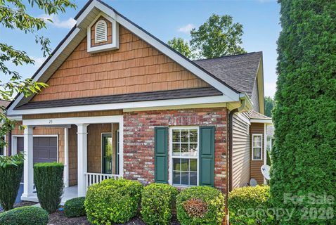 25 Old Pasture Way active townhome in Shaws Creek Farm, Laurel Park, NC