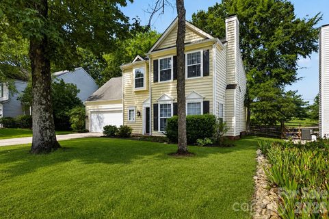 5936 Downfield Wood Drive active home in Highland Creek, Charlotte, NC