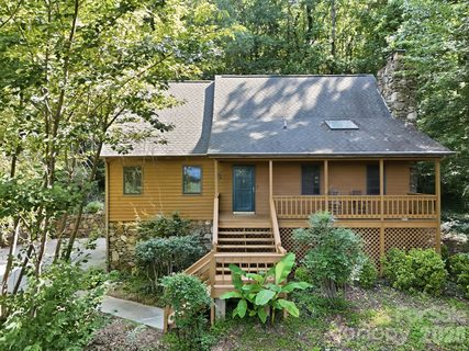 34 Tuckaway Drive sold home in Kenwood, Asheville, NC