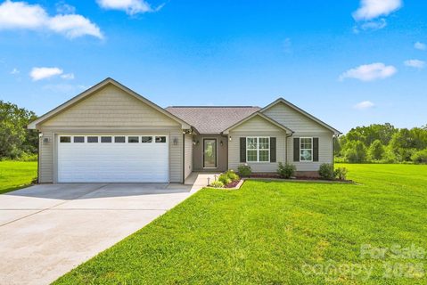 1215 Autumn Cove pending home in Park Grove Meadows, Monroe, NC