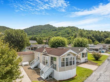 53 Strollers Lane pending home in Summer Place, Waynesville, NC