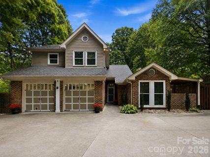 7134 Forest Hills Drive pending home in Forest Hills, Denver, NC