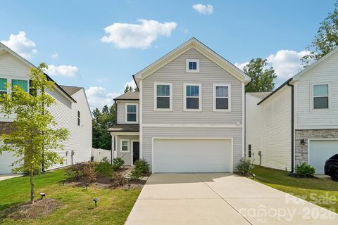 329 Wildmore Way active home in Aubreywood, Charlotte, NC