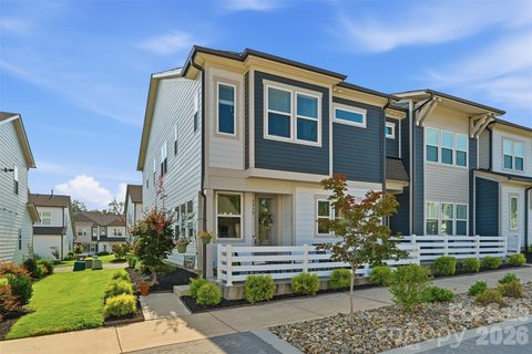 5930 Mantle Way active townhome in Pennant Square, Kannapolis, NC