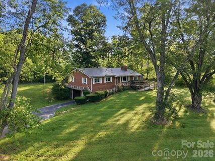 28 R And K Drive pending home in Pisgah View, Waynesville, NC